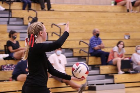 JV and Varsity Girls Volleyball defeat Glenwood